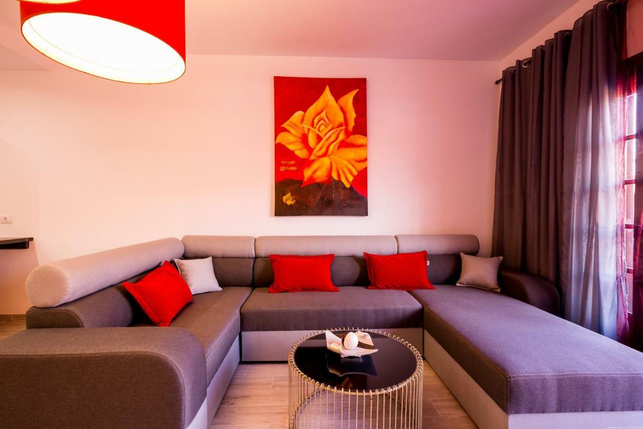 Spacious & Stylish Apartment Los Cristianos Los Cristianos  Zewnętrze zdjęcie