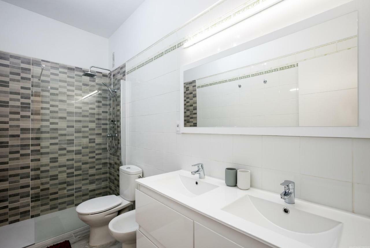Spacious & Stylish Apartment Los Cristianos Los Cristianos  Zewnętrze zdjęcie